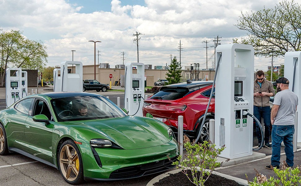 汽車充電樁加盟的市場(chǎng)機(jī)遇與挑戰(zhàn)